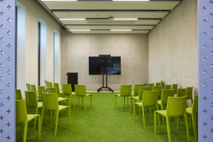 CEKA-nov23-HR02 Tweedehands kantoor inrichting